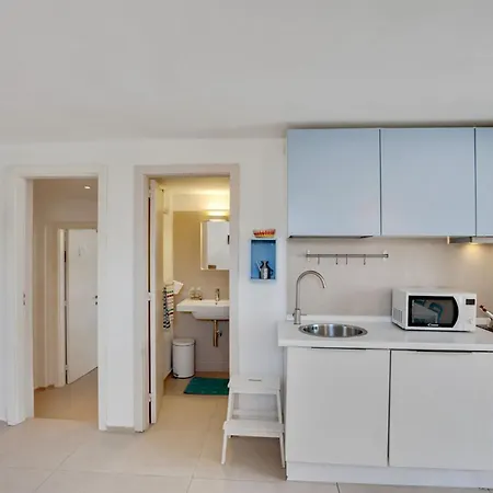 Casaalmare * Mola di Bari