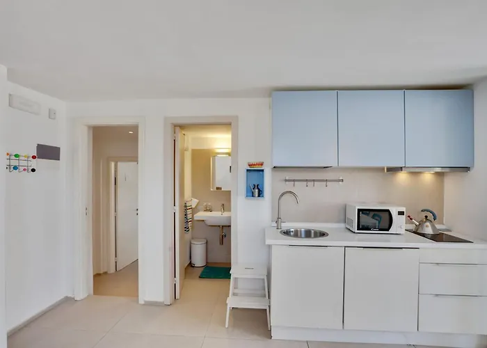 Casaalmare * Mola di Bari