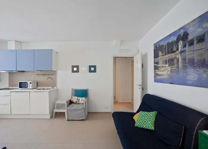 Casaalmare * Mola di Bari